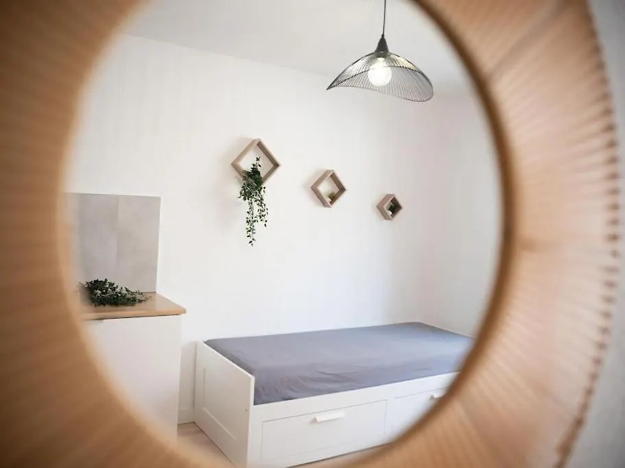 Appartement Tout Equipe Balcon A 5Min De La Gare St Charles Marseille 0*,